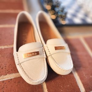 EUC Calvin Klein White Loafers size 6